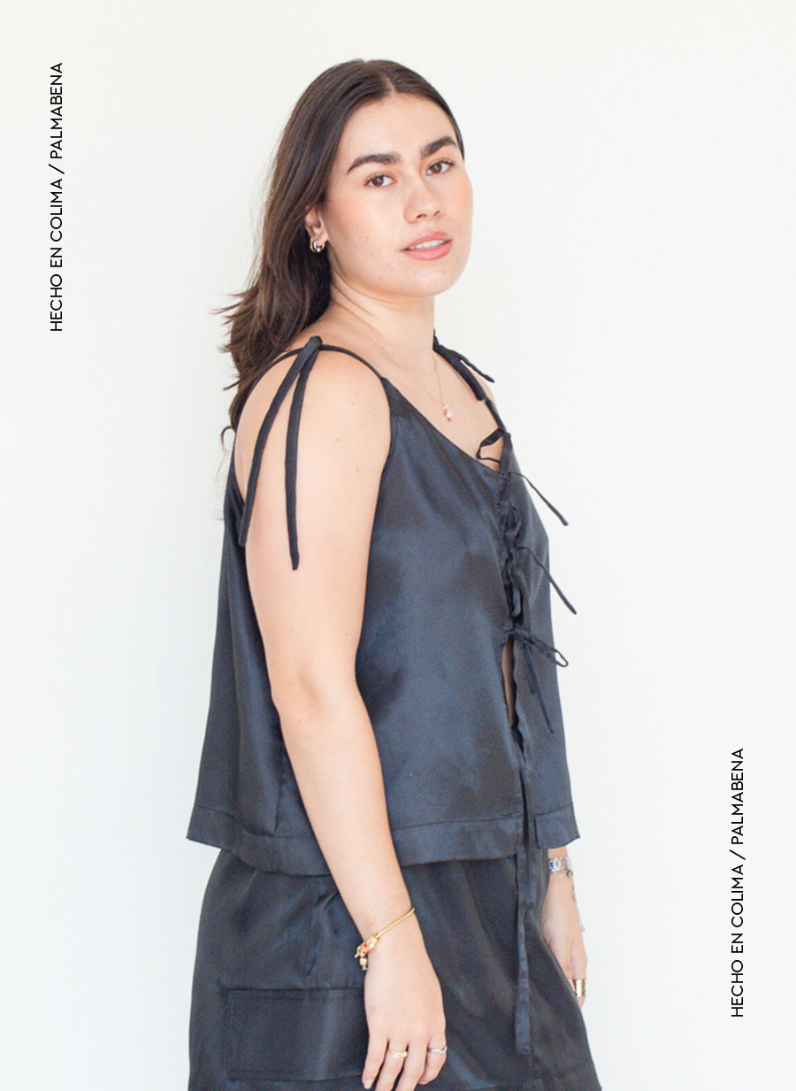 Blusa tirantes amarres en busto negra - 1B-124B