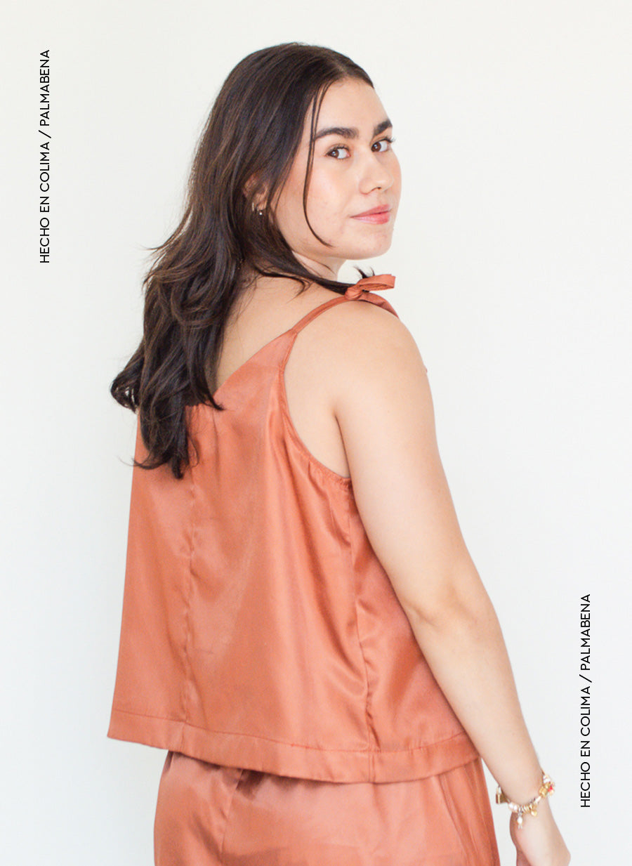 Blusa tirantes amarres en busto ocre - 1B-124A